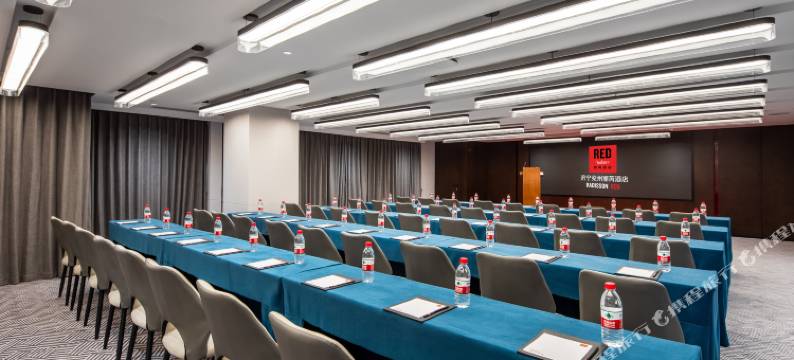 济宁兖州丽芮酒店图片