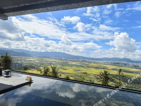 不矜云森侘半山温泉民宿