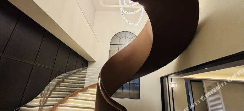 艾曼尼酒店(新密曲梁工业园区大学南路店)图片