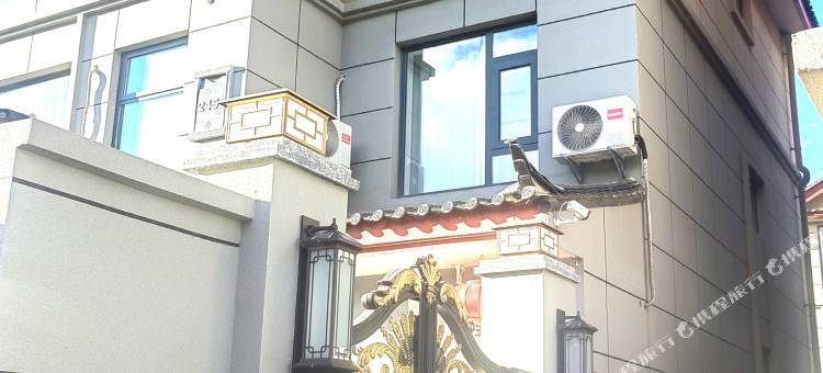 玉龙花想容民宿(丽江高铁站店)图片