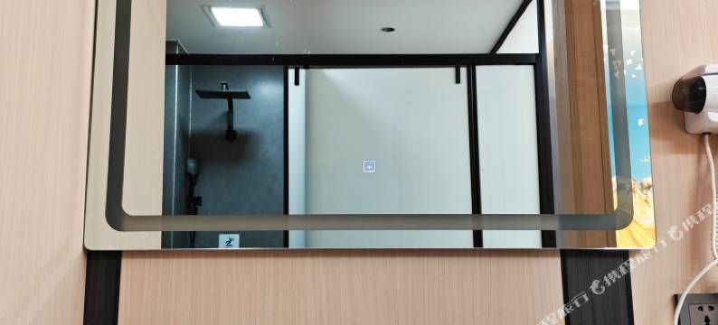 墨江隆祥影视智慧酒店图片