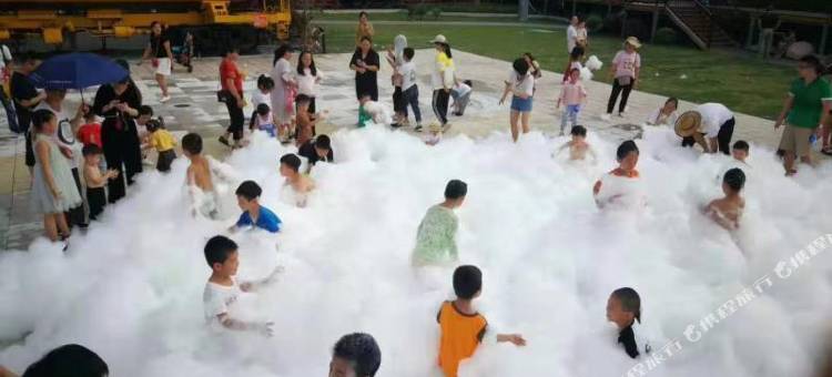 格美酒店(宁波奥体中心洪塘地铁站店)图片