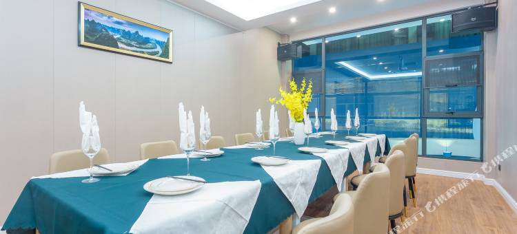 阳朔烟雨蓝湾观景度假酒店(阳朔高铁站20元人民币景区店)图片