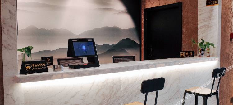 驿琛快捷酒店(驻马店高铁西站店)图片