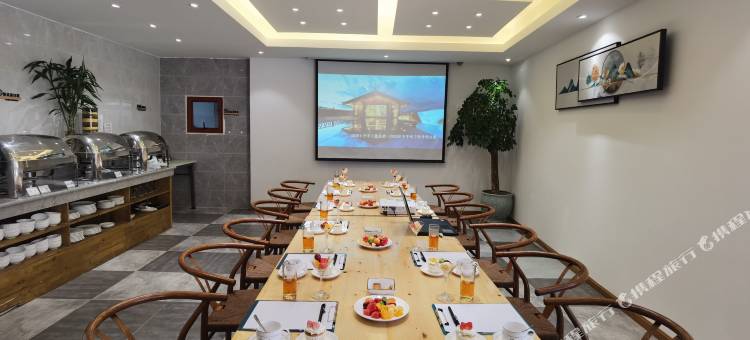 丽江古城伴山云府设计师轻奢美宿图片