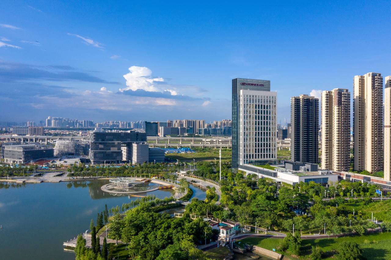 佛山南海利泰皇冠假日酒店图片