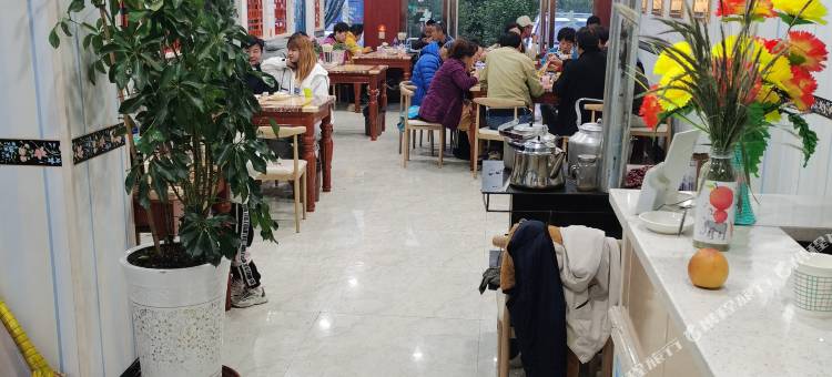 定日惠隆主题宾馆图片