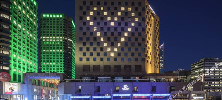 蒙特利尔希尔顿逸林酒店(Doubletree by Hilton Montreal)图片