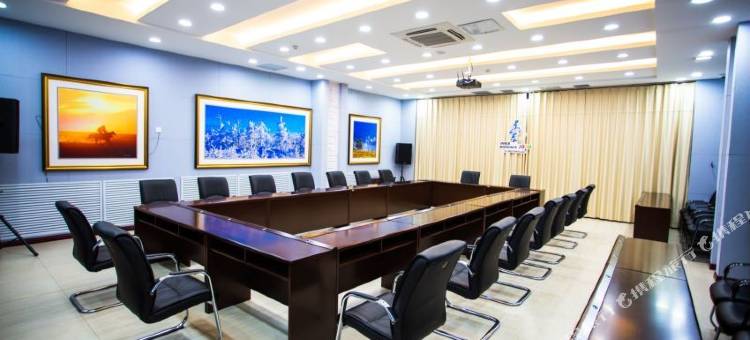 鹏泰世纪酒店(呼伦贝尔海拉尔机场店)图片