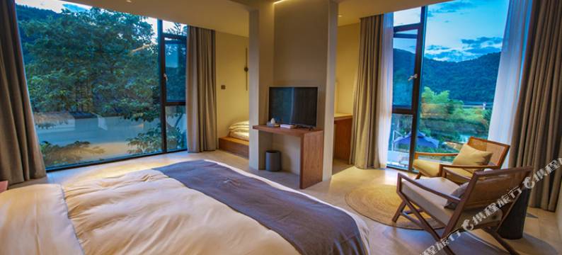 黄山知还云岫轻奢湖景度假民宿(太平湖风景区店)图片