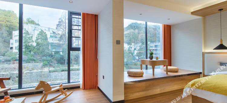 云慕山·智能设计师民宿(黄山风景区汤口南大门店)图片