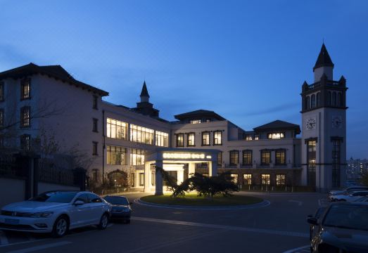 锦州德仕堡酒店外景图