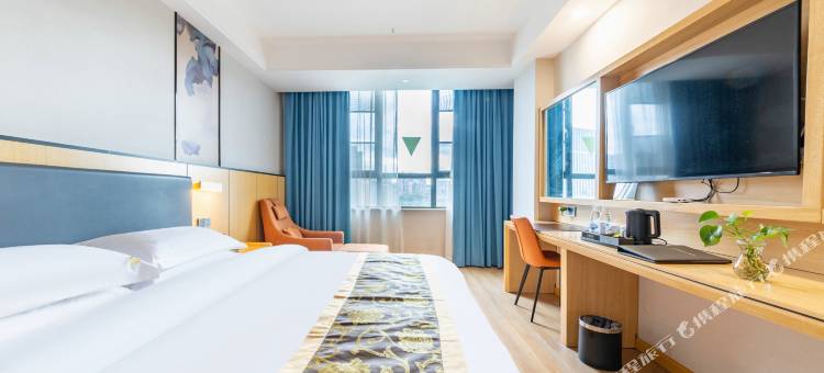 首嘉苌弘大酒店(资阳北站苌弘广场地铁站店)图片