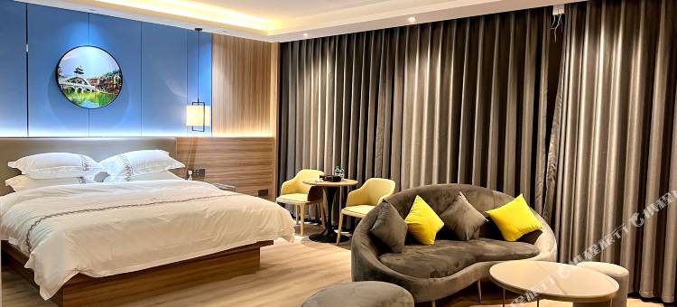 龙山毕赐卡大酒店图片