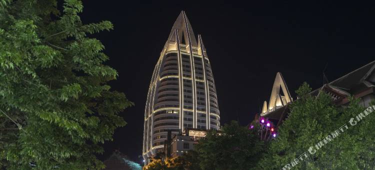 花筑·西双版纳轻舍民宿(告庄西双景度假区星光夜市店)图片