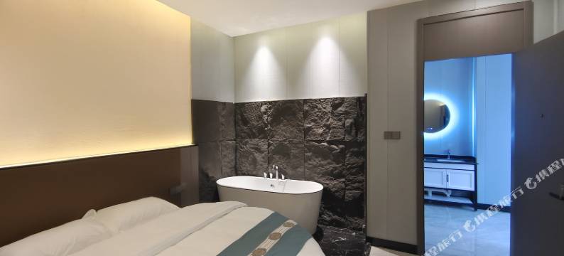 芒康如美镇庭友酒店图片