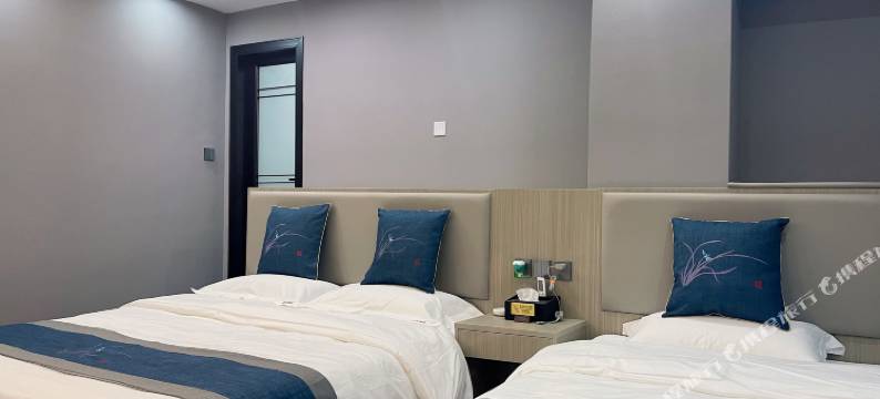德信酒店(西安大雁塔店)图片