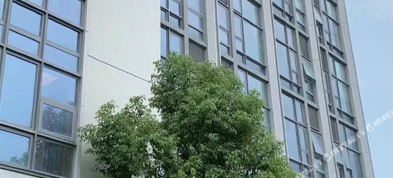 豪朗.Loft高空海景公寓(龙光世纪商务中心店)图片