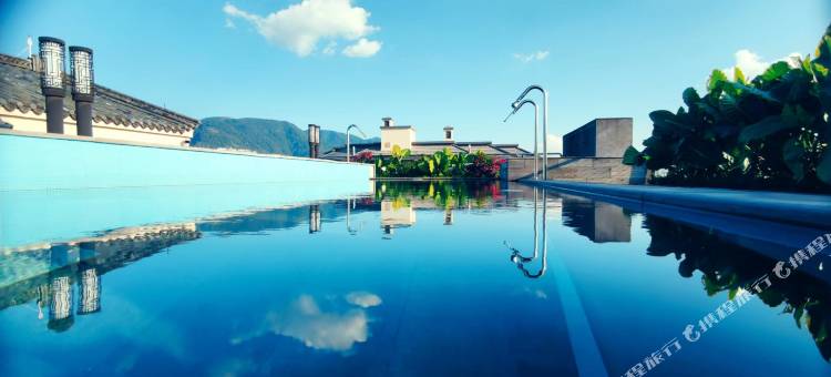 腾冲开臣温泉酒店图片