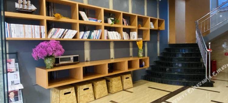 威宁阅舍轻居酒店图片