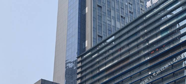 无隐良居酒店(文山硕峰新天地店)图片