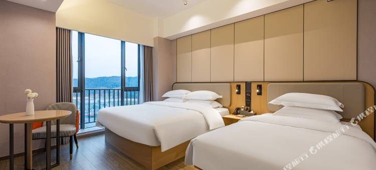 铂顿国际公寓(广州知识城旺村地铁站店)图片