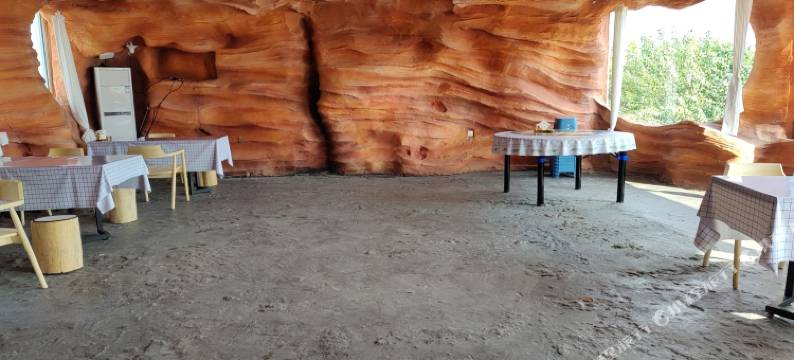 拾叶湖景山洞度假村图片