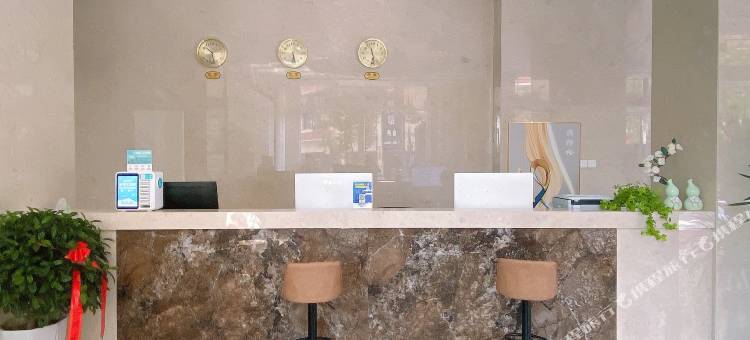 银山酒店(礼县第一人民医院店)图片