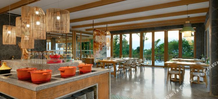 九华山陌上花间堂·雾涧图片