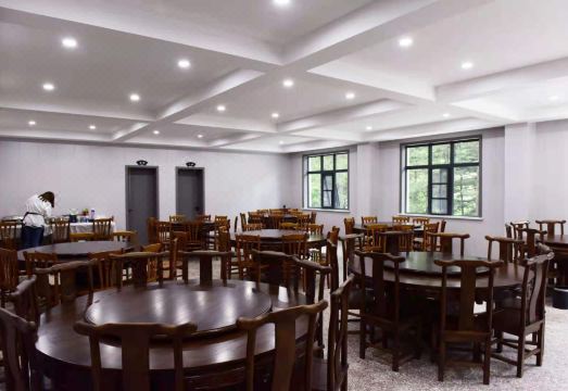 Baiyun Hotel Hotel Overview