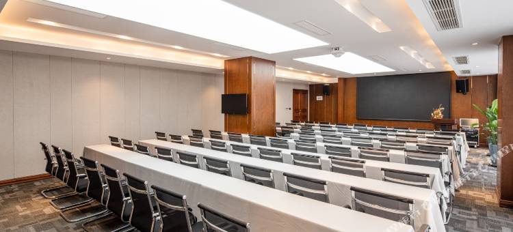 麗枫酒店(成都熊猫基地龙潭寺地铁站店)图片