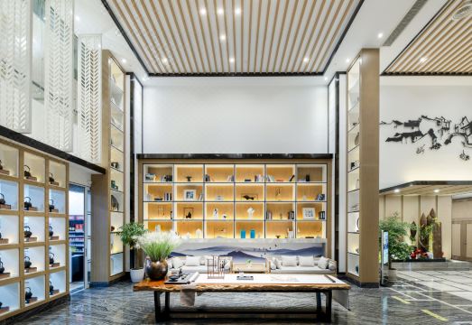 Days Inn by Wyndham Shaoxing Yuecheng, Lu Xun Native Place Hotel Overview