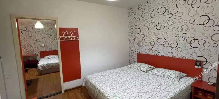 布丁酒店(重庆杨家坪轻轨站动物园店)图片