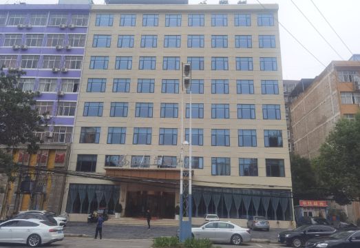 MAGNOTEL (Dengzhou Zhongzhou Avenue) Hotel Overview
