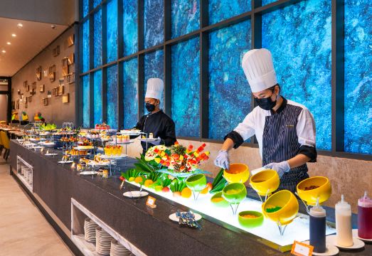 M World HotelHotel Overview