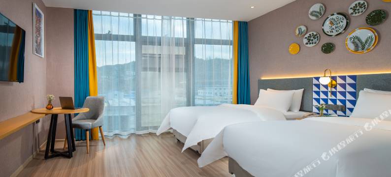 欧曼·地中海酒店(贵阳高铁东站店)图片