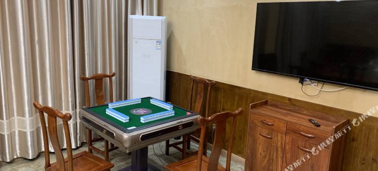 依山居智能酒店(武当山景区游客中心店)图片