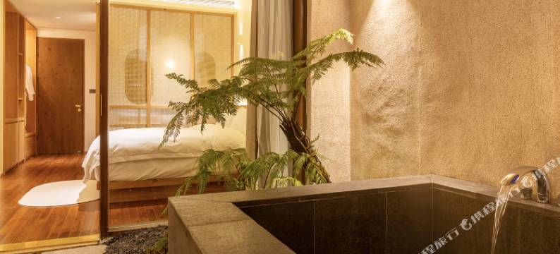 宁波沄野和光·栖霞坑度假村图片