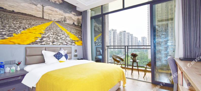 达沃斯酒店(重庆冉家坝轻轨站店)图片