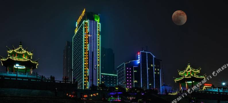 滨江壹号大酒店(宜昌滨江公园解放路步行街店)图片