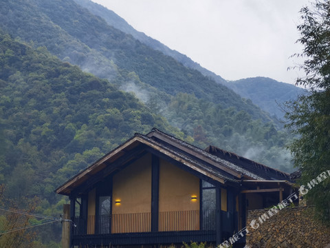 桐庐枕山栖谷民宿