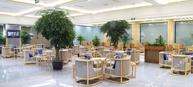 腾飞屹阳酒店(眉山仁寿怡和春熙步行街店)图片