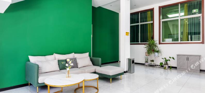 华山时雨观山酒店(华山北站店)图片