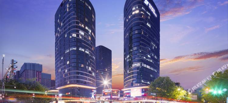 IF空中电竞酒店(瀚海璞丽中心省人民医院地铁站店)图片