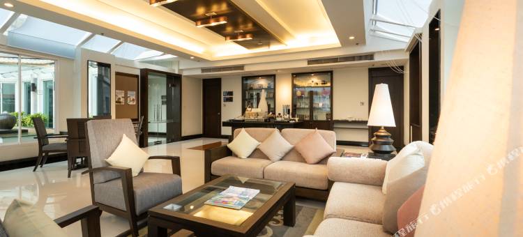 是拉差凯璞拉查酒店(Cape Racha Hotel)图片