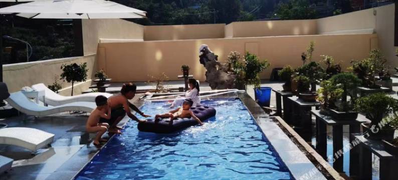 宸隐花园民宿(赫章会展中心店)图片