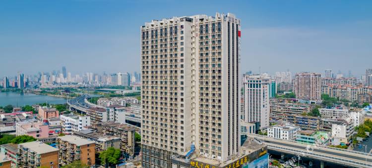 南昌5°滨湖酒店(京家山地铁站店)图片
