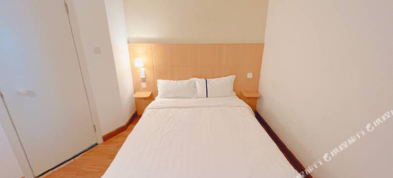 广州乾晟公寓(黄埔区夏港地铁站店)图片