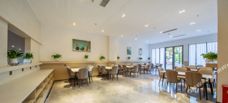 曲靖锦江泊岸酒店(酒吧一条街店)图片