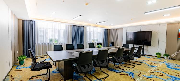 格林东方酒店(吉木萨尔准东经济技术开发区五彩新城店)图片